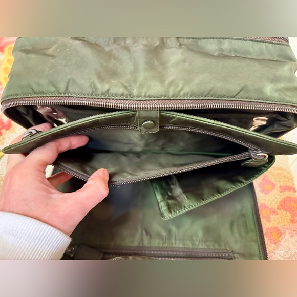 PRADA Unisex Vanity Bag/Multi-Compartment Pouch Handbag Tessuto Nylon Green - Picture 13 of 16